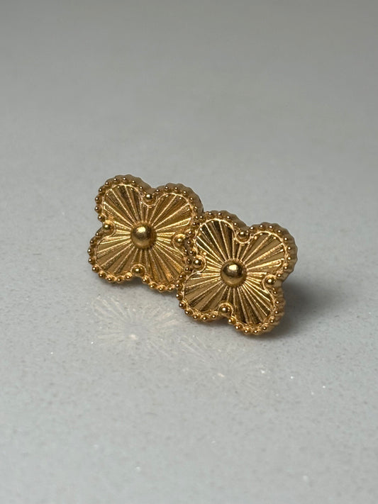 The ‘Alhambra’ earrings